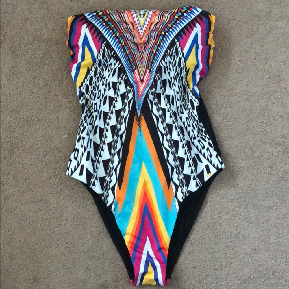 One piece suit